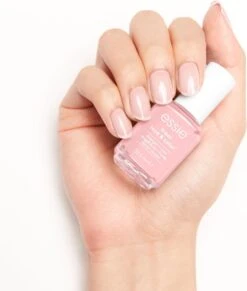 Essie - TREAT LOVE & COLOR™ - 30 Minimally Modest - Roze Nagellak - 13,5 Ml 28 Essie - TREAT LOVE & COLOR™ - 30 Minimally Modest - Roze Nagellak - 13,5 Ml -Essie 1017x1200