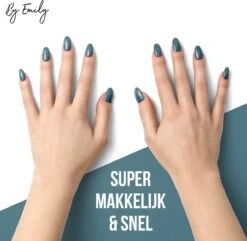 By Emily - Nagel Wrap - Sparkly Turquoise | 14 Stickers | Nail Wrap | Nail Art | Trendy | Design | Nagellakvrij | Eenvoudig | Nagel Wrap | Nagel Stickers | Folie | Zelfklevend | Sjablonen -Essie 1200x1173 14