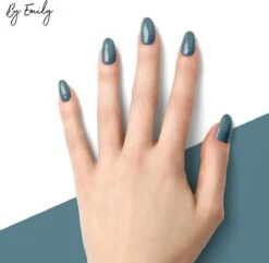 By Emily - Nagel Wrap - Sparkly Turquoise | 14 Stickers | Nail Wrap | Nail Art | Trendy | Design | Nagellakvrij | Eenvoudig | Nagel Wrap | Nagel Stickers | Folie | Zelfklevend | Sjablonen -Essie 1200x1173 15