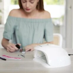 LifeGoods Nageldroger - Voor Gelnagels - 36 LED's - 54W 15 LifeGoods Nageldroger - Voor Gelnagels - 36 LED's - 54W -Essie 1200x1200 330