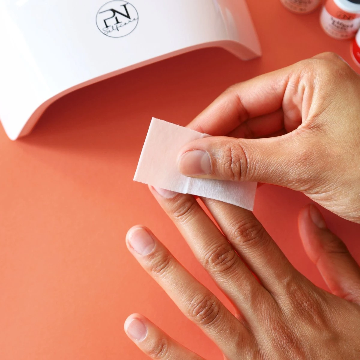 PN Selfcare - Nail Wipes - Set Van 50 Stuks - Nageldoekjes - Reiniging Voor Gellak & Nagellak 2 PN Selfcare - Nail Wipes - Set Van 50 Stuks - Nageldoekjes - Reiniging Voor Gellak & Nagellak - Afbeelding 2