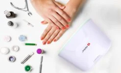 Alpina Nageldroger - Op Batterijen - Ventilator - Voor Nagels Van Vingers En Tenen - Compact -Essie 1200x735