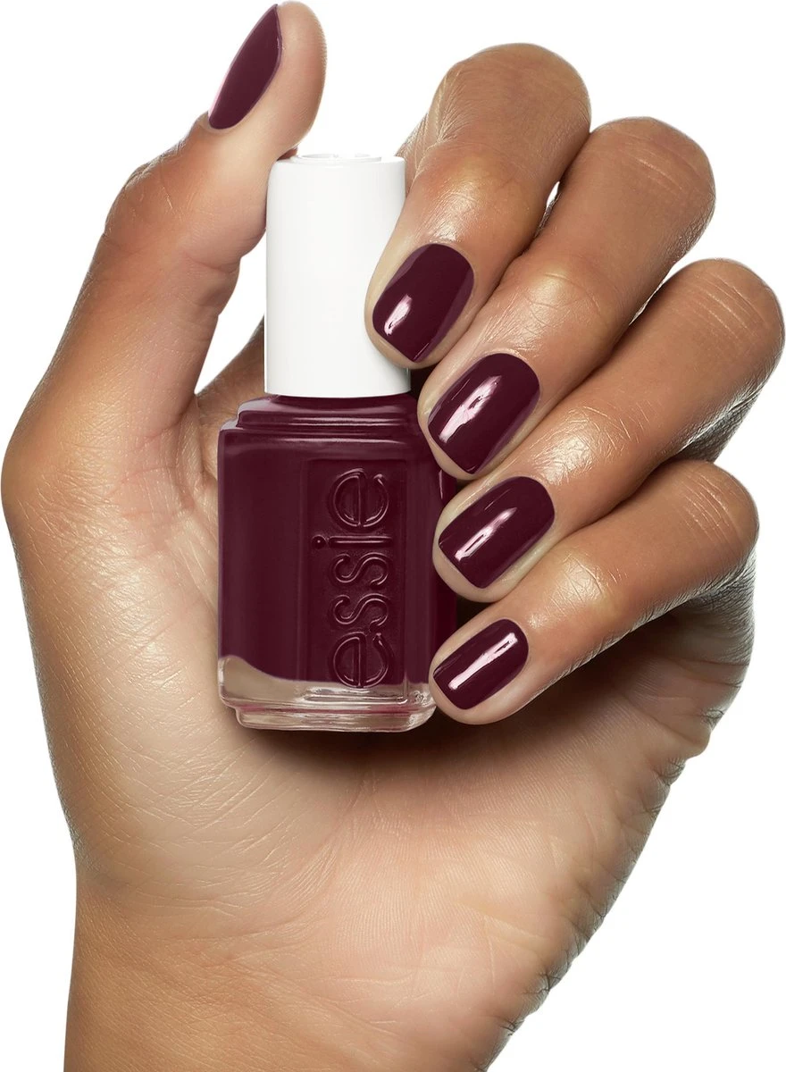 Essie Sole Mate 45 - Paars - Nagellak 9 Essie Sole Mate 45 - Paars - Nagellak - Afbeelding 9